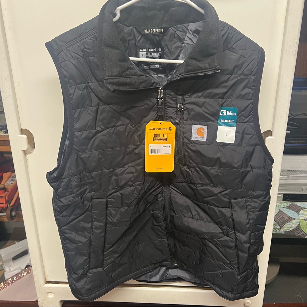 Carhartt Rain Defender Gilliam Lightweight Puffer Vest Size Large Black NEW NWT
